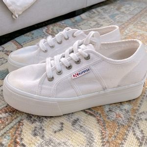 Superga’s Platform Sneakers WHITE SIZE *8